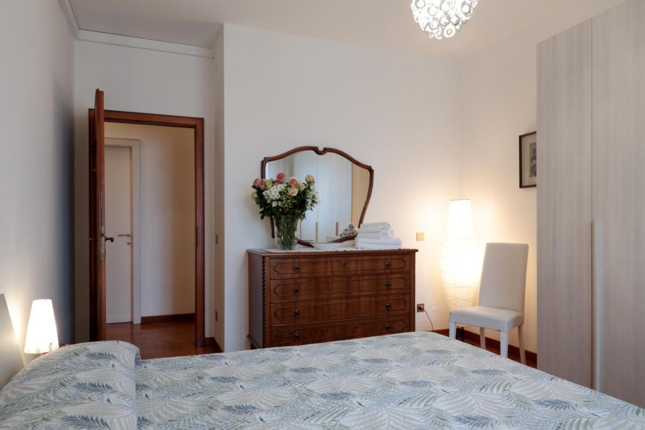 Appartamento Con 2 Camere E Garage Privato! Padova Kültér fotó